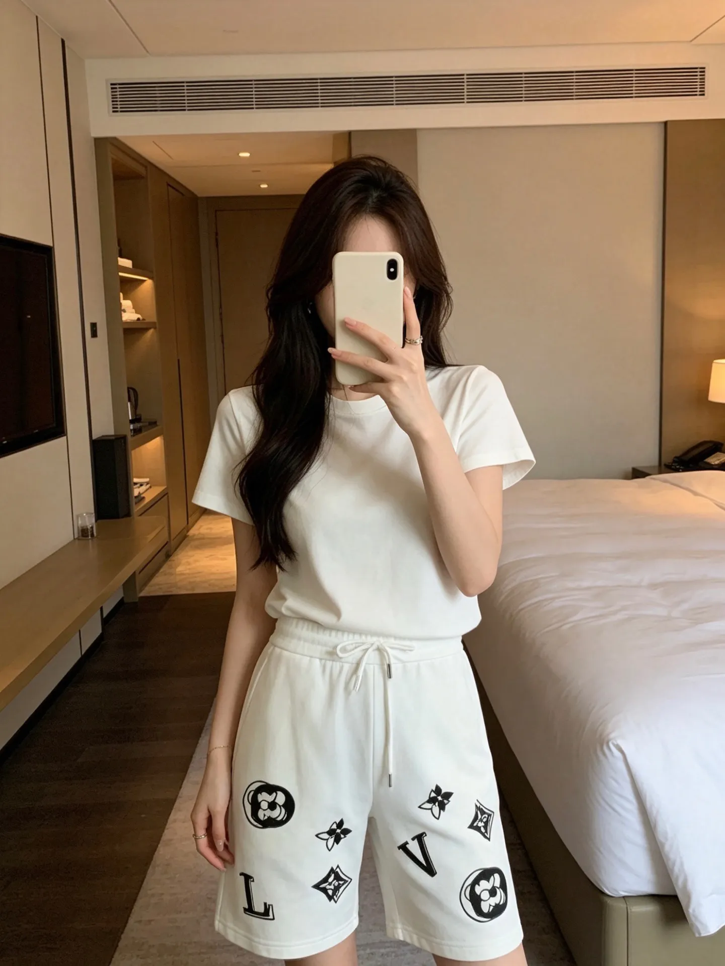 Louis Vuitton/Louis Vuitton 26ss ghosting presbyopic embroidered shorts